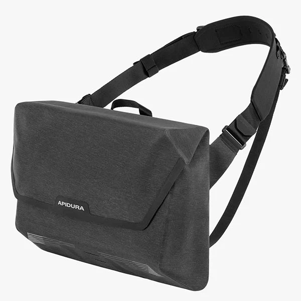 Apidura City Messenger Bag - Image 2