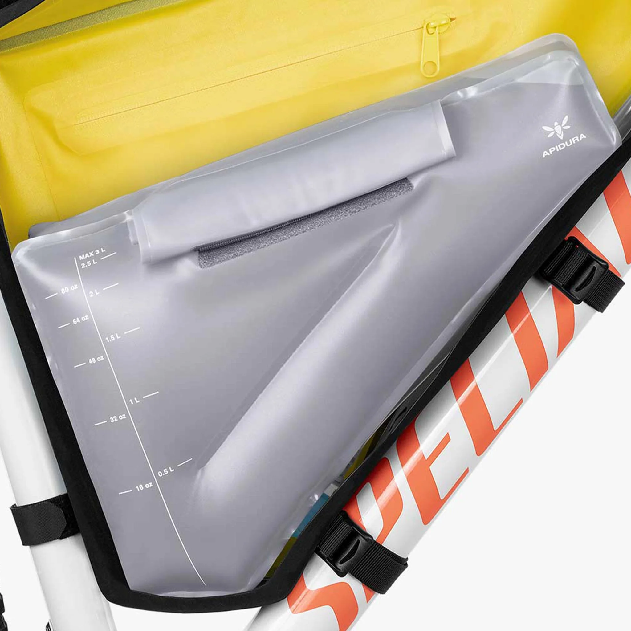Apidura Frame Pack Hydration Bladder - Image 4