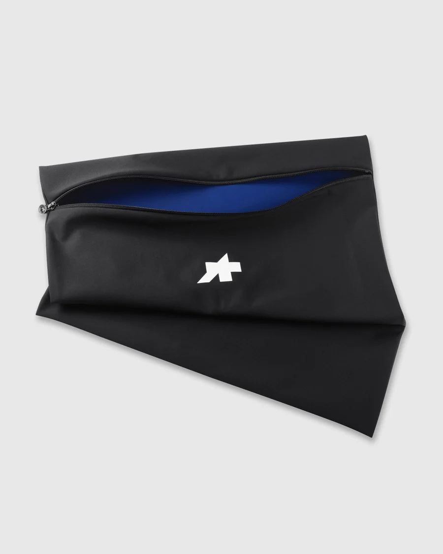 ASSOS Post-Ride Bag - Image 2