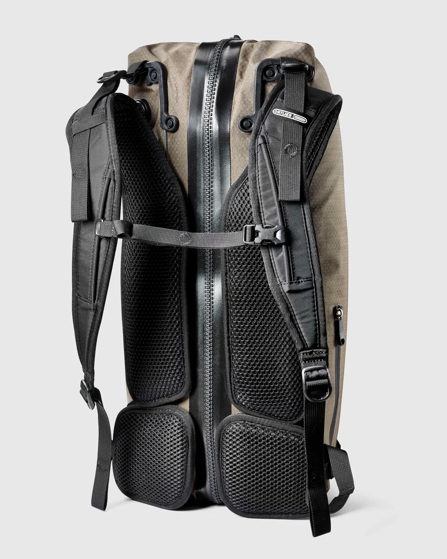 ASSOS x ORTLIEB Atrack Backpack 25L - Image 3