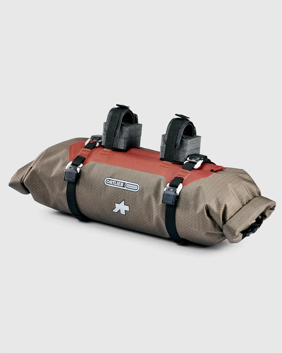 ASSOS x ORTLIEB Handlebar Pack 9L - Image 3