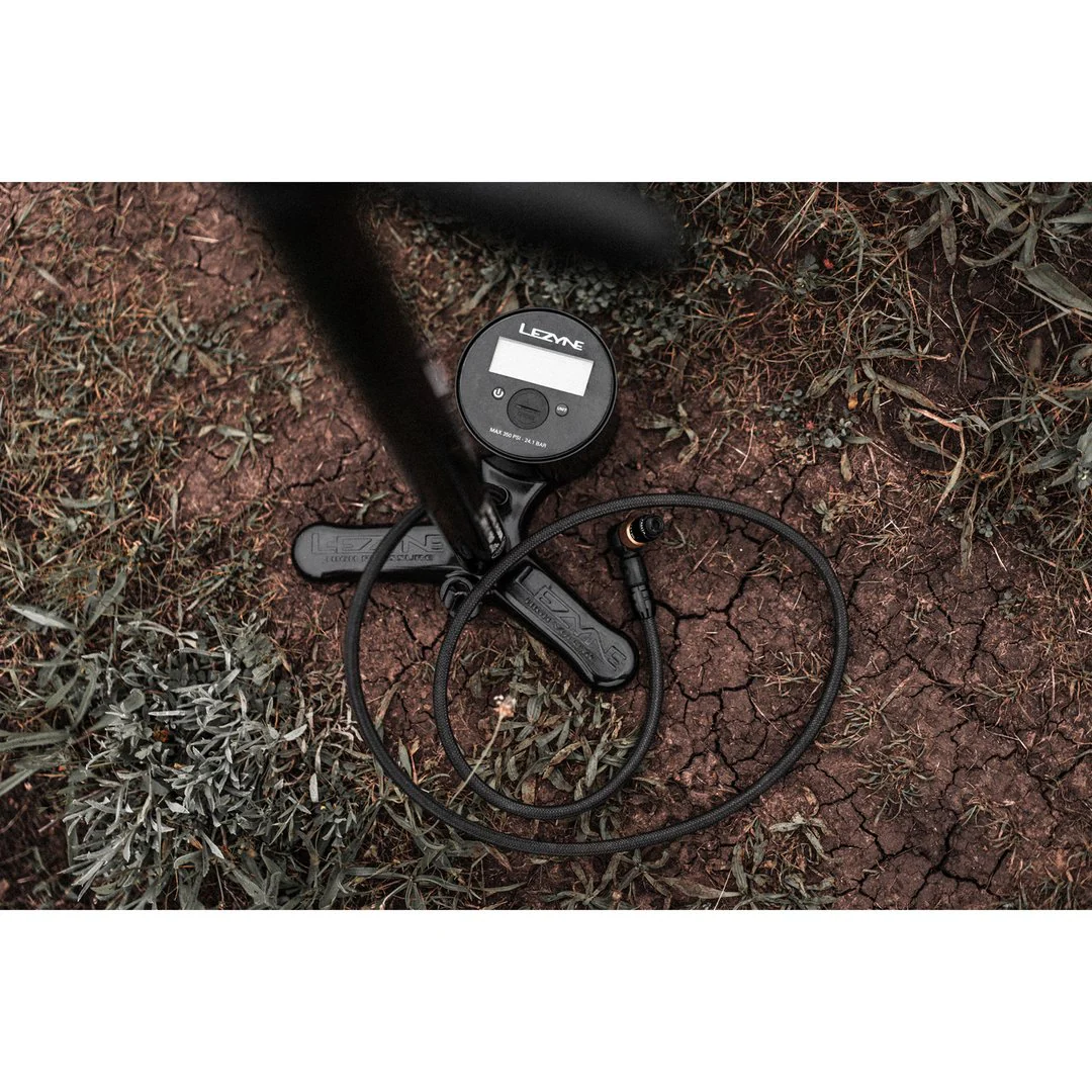 Lezyne Gravel Digital Drive Floor Pump - Image 4